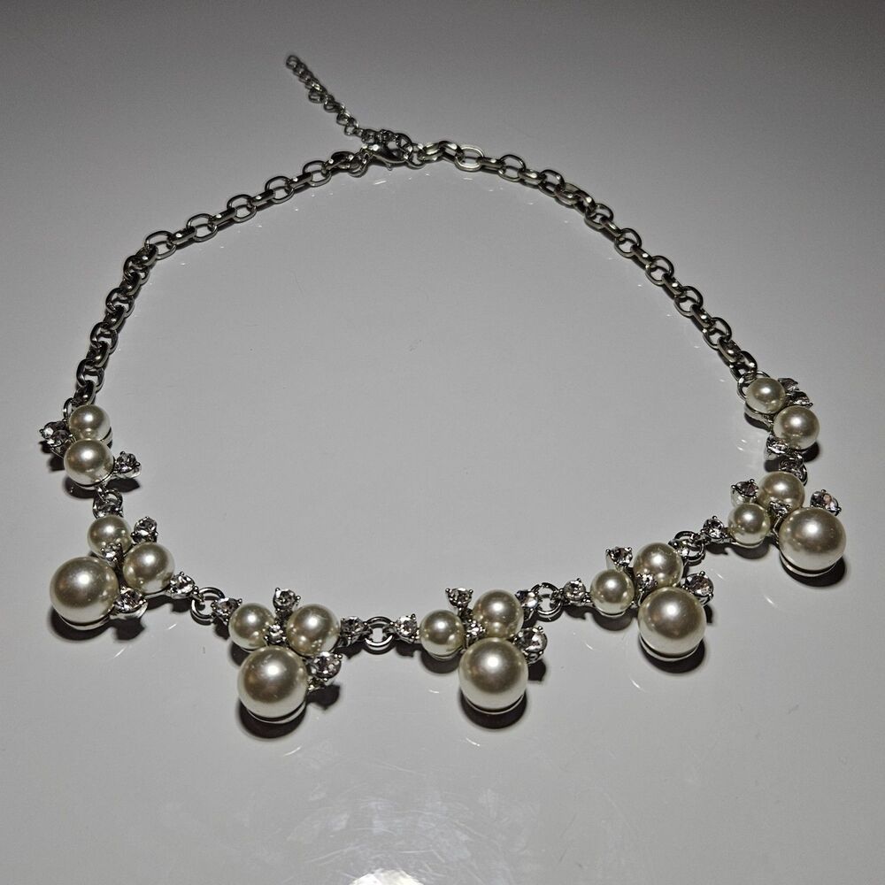 *Sale* Paparazzi Faux Pearl CZ Short Bib Silver Tone Necklace 18-20.5"